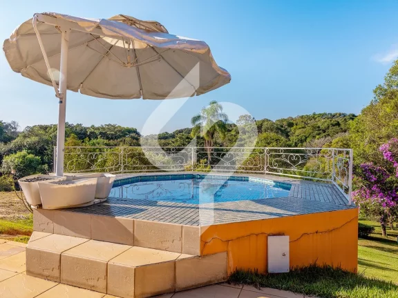 Imagem Incrível residência de campo à venda no condomínio Porto de Ibiúna que possui infraestrutura completa para apreciadores de esportes naúticos