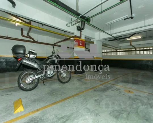 Imagem Apartamento na Vila Romana reformado com 2 suítes e 2 vagas, pronto para morar!