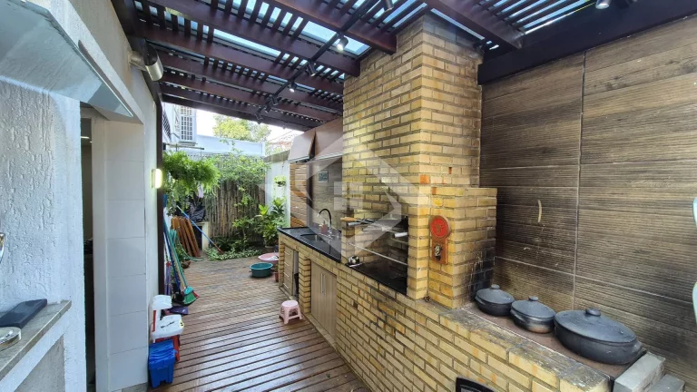 Imagem Linda casa rodeada pela natureza!!!
