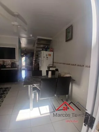 Imagem Sobrado Reformado no Parque Santa Tereza – Carapicuíba