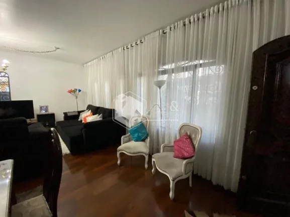 Imagem CASA À VENDA, COM 270M² COM 3 DORMS SENDO 2 SUÍTES, EDÍCULA E CHURRASQUEIRA, VAGA PARA ATÉ 5 CARROS - JARDIM NORDESTE