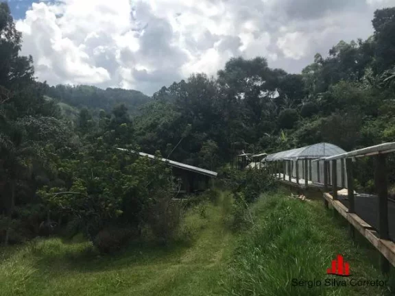 Imagem Chácara com 4,5 Ha a Venda no Vale Dos Melos em Campos Do Jordão - SP.
