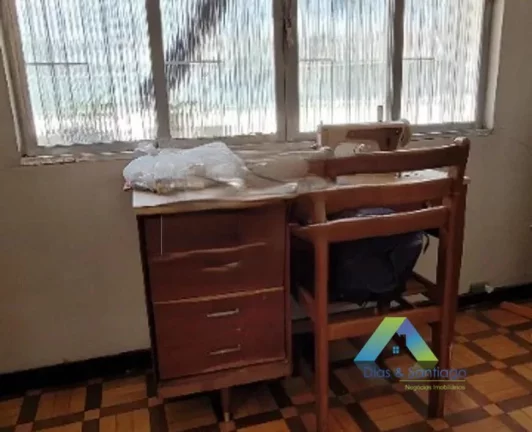 Imagem Casa Térrea para locação com 3 dormitórios e 4 vagas em Bosque da Saúde/SP!