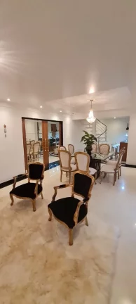 Imagem Cobertura à semi-mobiliada de 271 m², com 3 dormitórios ,sendo 2 suítes master com closet e banh...