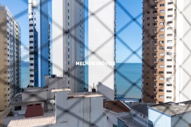 Imagem Apartamento à venda na Quadra mar com 5 Suítes sendo 2 máster localizado no centro de Balneário Camboriú