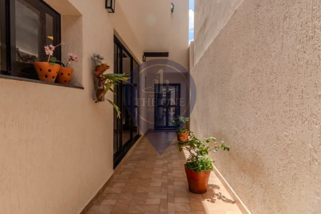 Imagem Imperdível oportunidade: Casa à venda na Vila Mariana, São Paulo-SP, com 3 quartos, 1 suíte, 2 salas, 3 banheiros e 146m² de área!
