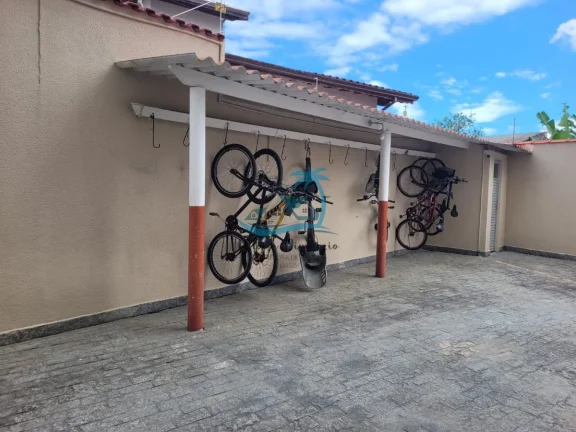 Imagem Ótimo apartamento com 2 dormitórios a venda a 3 quadradas da orla do Perequê-Açu - em Ubatuba.