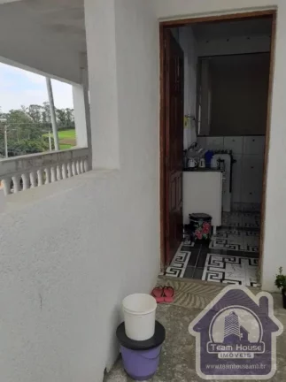 Imagem Casa com salão comercial a venda no Pq. Umuarama em Suzano