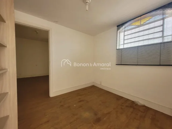 Imagem Casa para venda no Jd. Guanabara, 4 quartos, 3 suítes

Residencial ou Comercial

Em uma ótima loca...