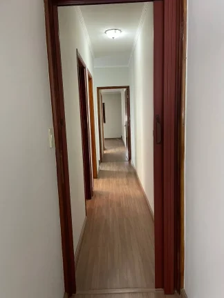 Imagem Sobrado com 174 m² 3 Dormitorios sendo 1 Suite 2 Vagas