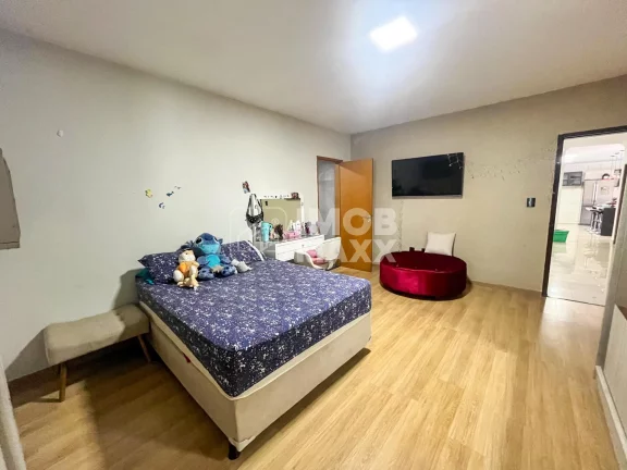 Imagem Casa à Venda em Taguatinga Sul, 300m², 3 Quartos, 2 Suítes SMT