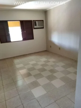 Imagem Casa Venda em Atibaia Próx. à Alameda Lucas Nogueira Garcez