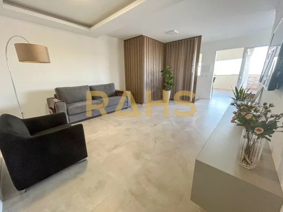 Imagem Cobertura Duplex em ótima localização no Santo Antônio. Imóvel recém reformado. Possui ao tota...