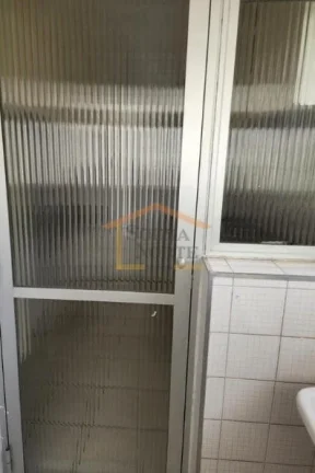 Imagem Apartamento 56m², 2 dormitórios, banheiro, armários na cozinha e dormitórios, área de serviço,...