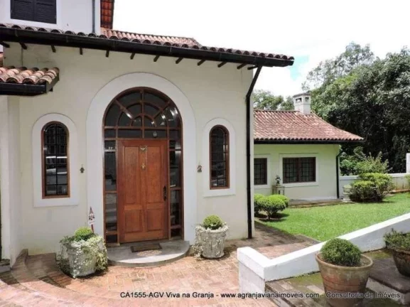 Imagem Cond Forest Hills - Casa Colonial, 4 sts e piscina! Ao lado do clube! GV