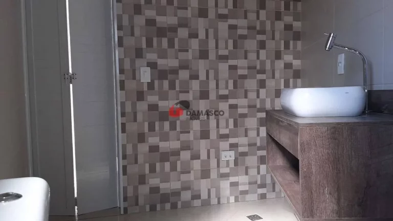 Imagem Casa à venda 3 Quartos, 1 Suite, 4 Vagas, 220M², Jardim São Caetano, São Caetano do Sul - SP