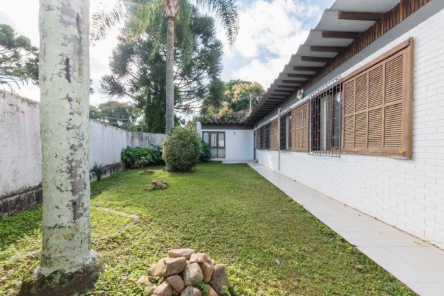 Imagem Casa térrea com 4 quartos no Seminário