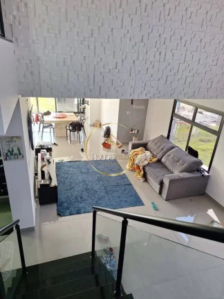 Imagem Casa Sobrado, 4 Dormitórios(sendo 1 suíte),367m², Condomínio Verana.