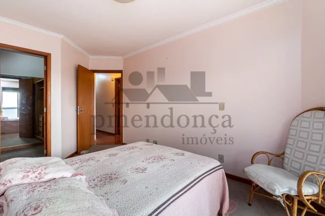 Imagem Apartamento andar alto com 190m² em Perdizes Nobre, 3 suítes e 3 vagas.