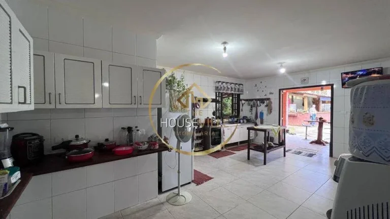 Imagem Chácara 11.000 m², Bairro do Freitas, Zona Norte de São José dos Campos.