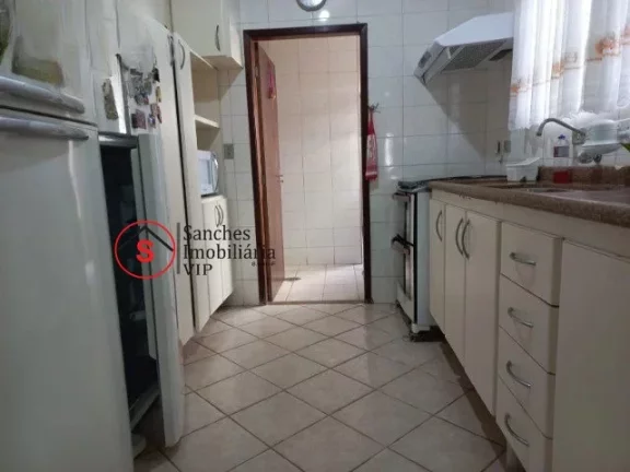 Imagem SOBRADO DE VILA MOOCA PARA ALUGAR Localizado entre a Rua Do Oratório e Av Paes de Barros Vila fechada com portão automático.