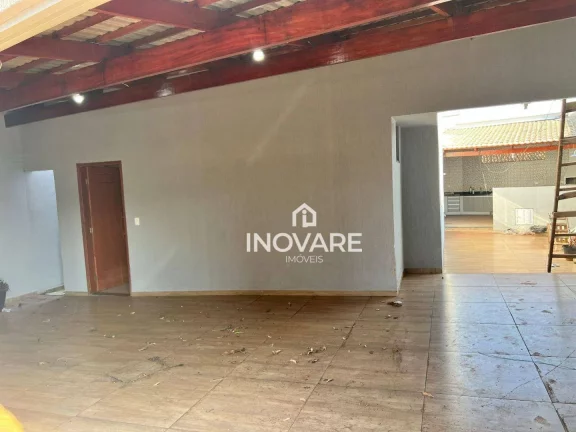 Imagem Casa com 3 dormitórios à venda, 147 m² por R$ 400.000,00 - Centro - Itumbiara/GO