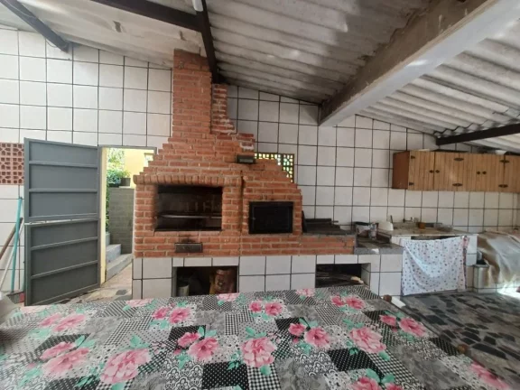 Imagem Chácara com 3 dormitórios à venda, 1482 m² por R$ 960.000,00 - Jardim das Lavras II - Suzano/SP