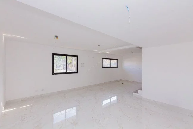 Imagem Sobrado Triplex Abranches