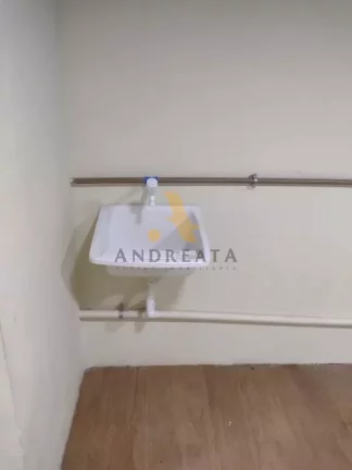 Imagem AV. DAS AMÉRICAS - SUNDECK - ALUGO MARAVILHOSA LOJA COM TOTAL DE 165 M² - LATERAL