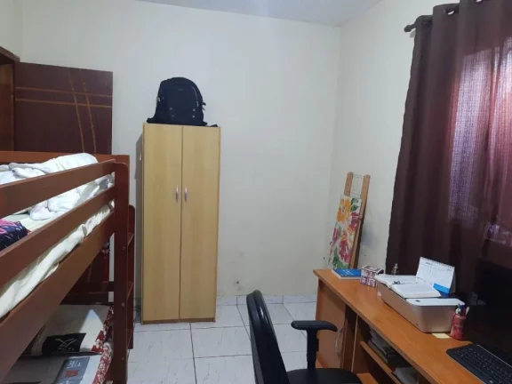 Imagem Casa à venda na Avenida Brasília, próxima ao mercado Nagumo
