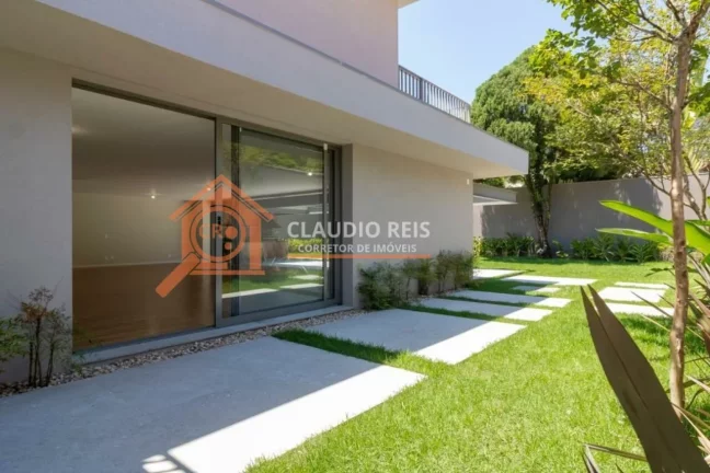 Imagem Casa de Alto Padrão para alugar com 4 Quartos, 371m², 6 vagas - Alto de Pinheiros - São Paulo-SP