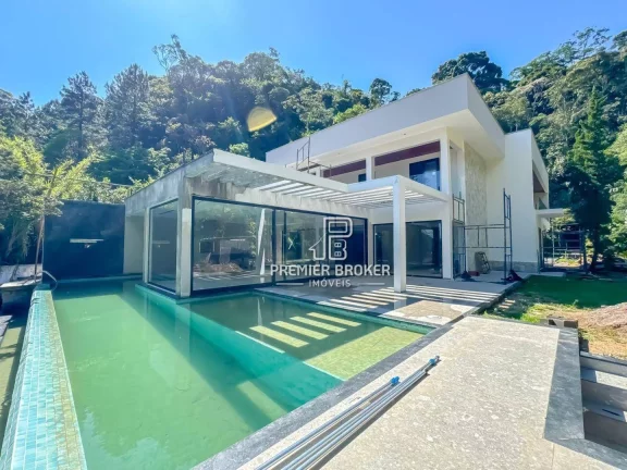 Casa à venda, 400 m² por R$ 5.000.000,00 - Comary - Teresópolis/RJ