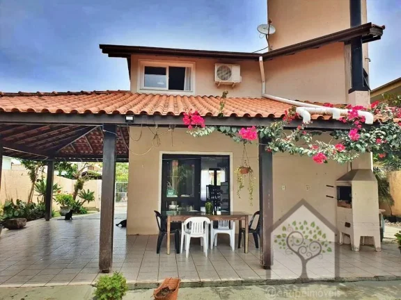 Imagem Excelente casa com um lindo quintal próxima à praia do Campeche