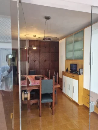 Imagem VENDO BELISSÍMA CASA DE DOIS PAVIMENTOS NO BAIRRO IPIRANGA - SP!