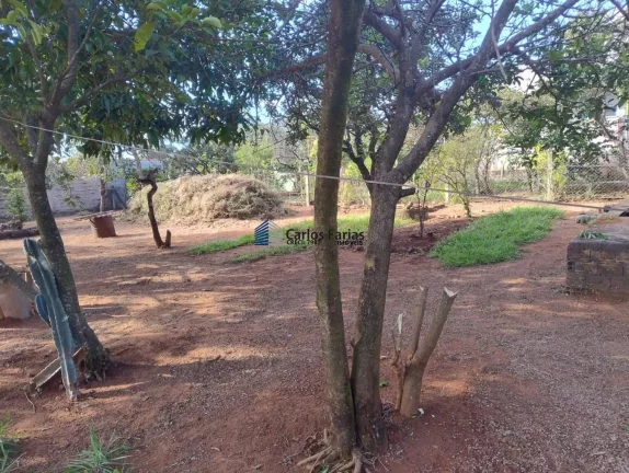 Imagem Casa em Condomínio para Venda em Brasília, Setor Habitacional Tororó (Jardim Botânico), 2 dormitórios, 2 banheiros, 2 vagas
