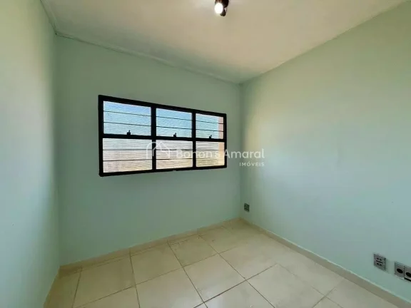 Imagem Casa ampla e versátil para locação no Parque das Universidades, com 256,48 m², ideal tanto para ...