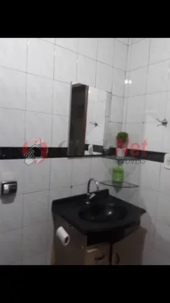 Imagem Casa assobradada para Venda com 3 dormitórios sendo 1 suíte e 2 vagas no bairro Nova Baeta em São Bernardo do Campo