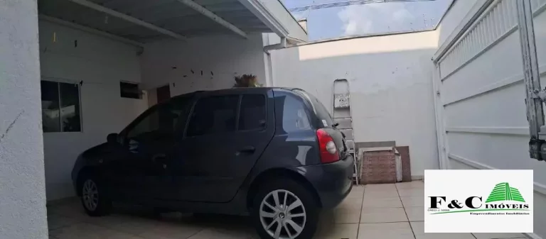 Imagem Casa para Venda em Limeira, Vila Gioto, 3 dormitórios, 1 suíte, 3 banheiros, 2 vagas