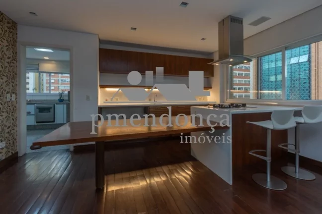 Imagem Apartamento em Perdizes Nobre com 4 quartos ( 3 suítes ) e 5 vagas, 267m²