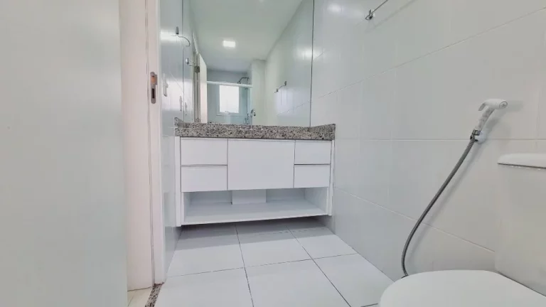 Imagem Apartamento à venda, 115 m² por R$ 1.170.000,00 - Pitangueiras - Guarujá/SP