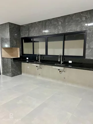 Imagem Casa nova com 3 Suítes, Pé Direito Alto, Cozinha Gourmet e Piscina Privativa no Condomínio Morada da Praia em Boraceia!