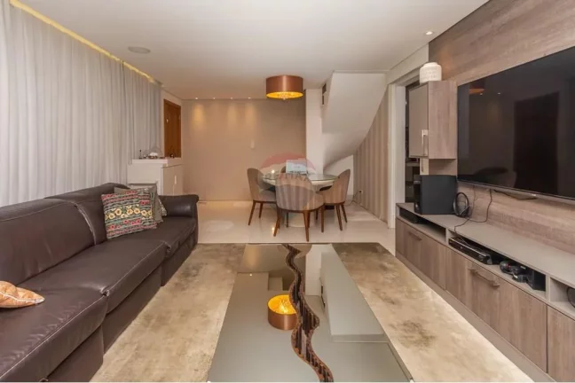 Imagem Casa em condomínio na Vila Santa Catarina, 155m², 3 dorms (1 suíte), 3 vagas, planejados, segurança e lazer. Pronta para morar!