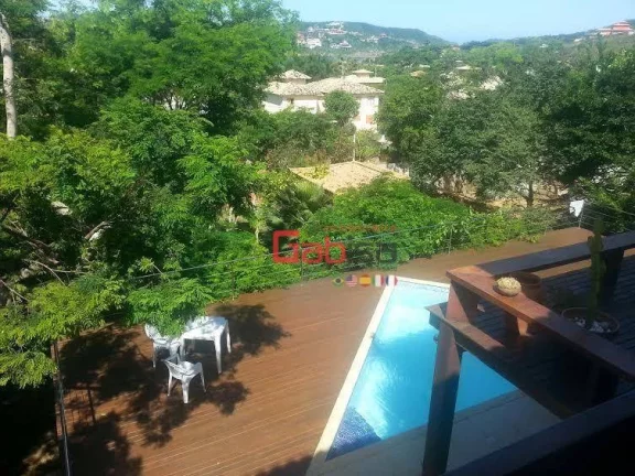 Imagem Mansão de Alto Padrão na Ferradura, Búzios – Casa com 6 Suítes e Vista Maravilhosa