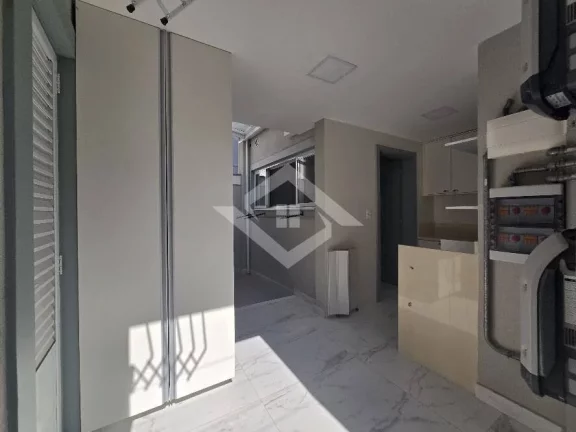 Imagem Casa Triplex Alto Luxo - Mobiliada- 5 suítes- Barra da Tijuca