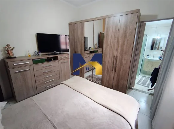 Imagem Casa com 2 quartos + edícula no Bairro Tupi em Praia Grande SP