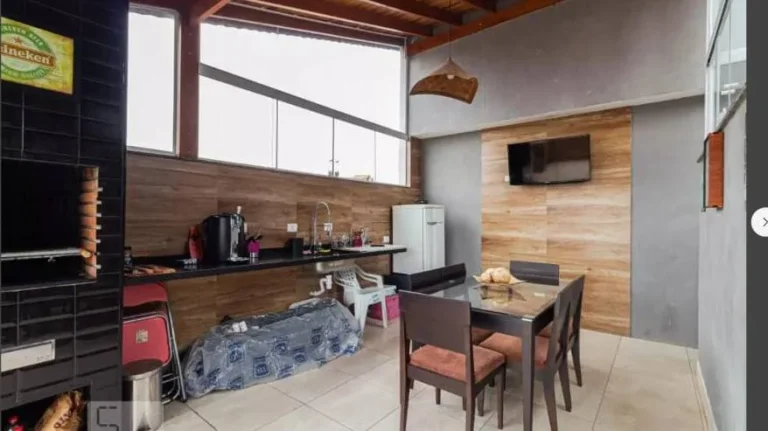 Imagem Cobertura Mobiliada 46 m²+46m² com 2 Dormitórios e 1 Vaga de Garagem