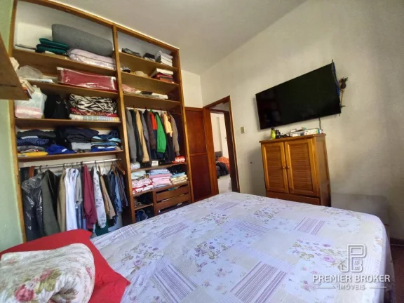 Imagem Casa à venda, 221 m² por R$ 800.000,00 - Bom Retiro - Teresópolis/RJ