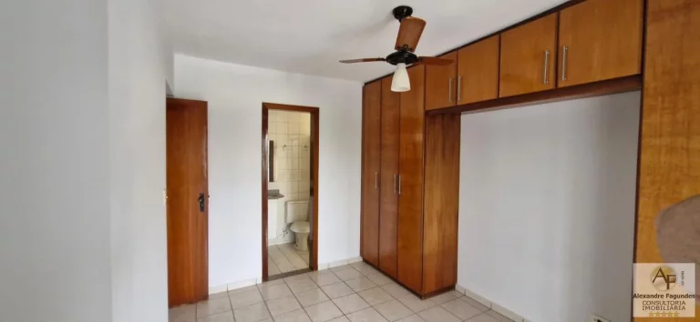 Imagem Apartamento para Venda em Goiânia, SETOR BUENO, 3 dormitórios, 1 suíte, 3 banheiros, 2 vagas