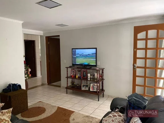 Imagem Casa com 6 dormitórios à venda por R$ 620.000,00 - Jardim Cumbica - Guarulhos/SP