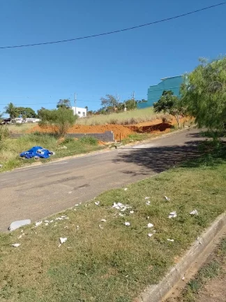 Imagem Terreno a venda no loteamento Residencial Horto Macaé RJ. 200m2